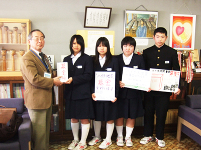 (左から)菅田担当、齋藤さん、遠藤さん、國分さん、村澤君