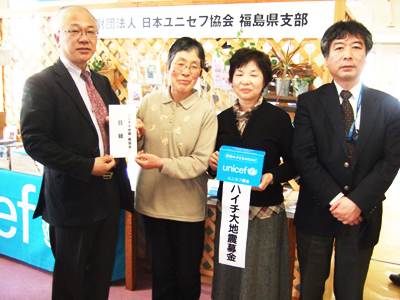 (左から)佐藤常務、丹治委員長、池田理事、宍戸部長